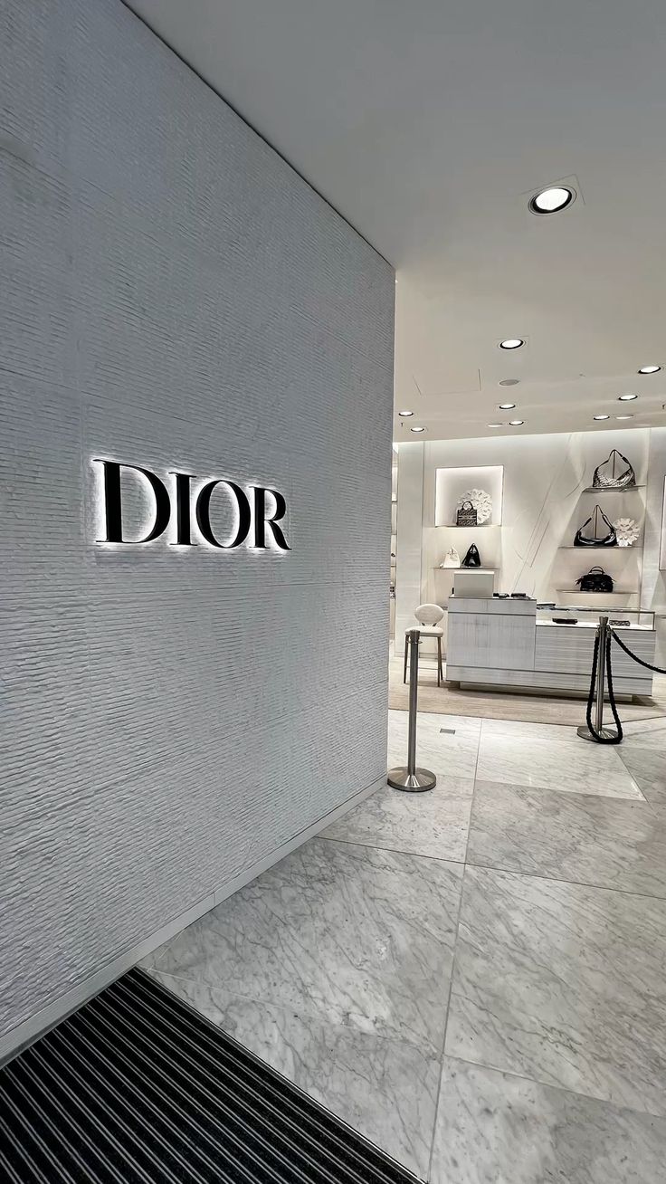 Dior